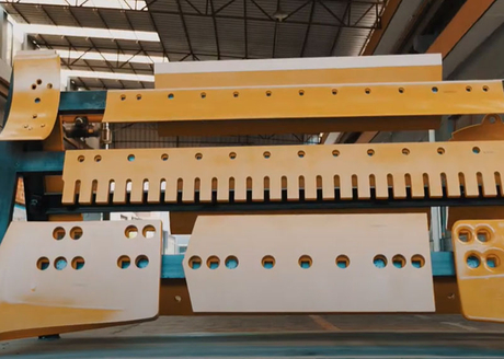 cutting-edge-grader-blade-video.jpg