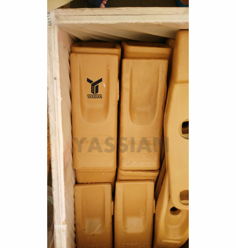 7T3402 أسنان دلو على طراز كاتربيلر